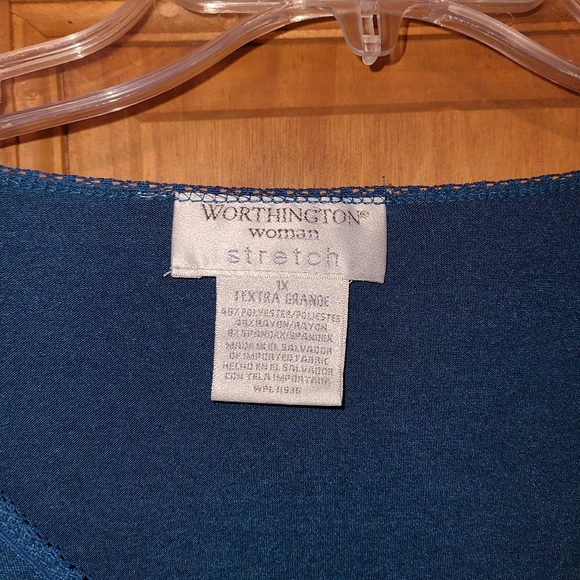 Women's casual shirt - Picture 3 of 3